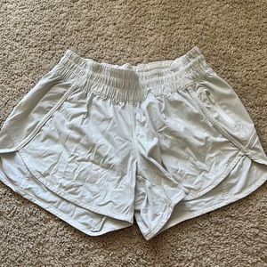Lululemon tracker V shorts 4 inch inseam